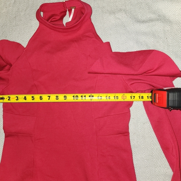 Free People NWT Red Cold Shoulder Dress size Large - Picture 5 of 8